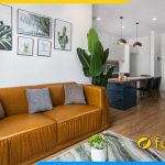 ghe sofa vang nem mut day ke phong khach chung cu