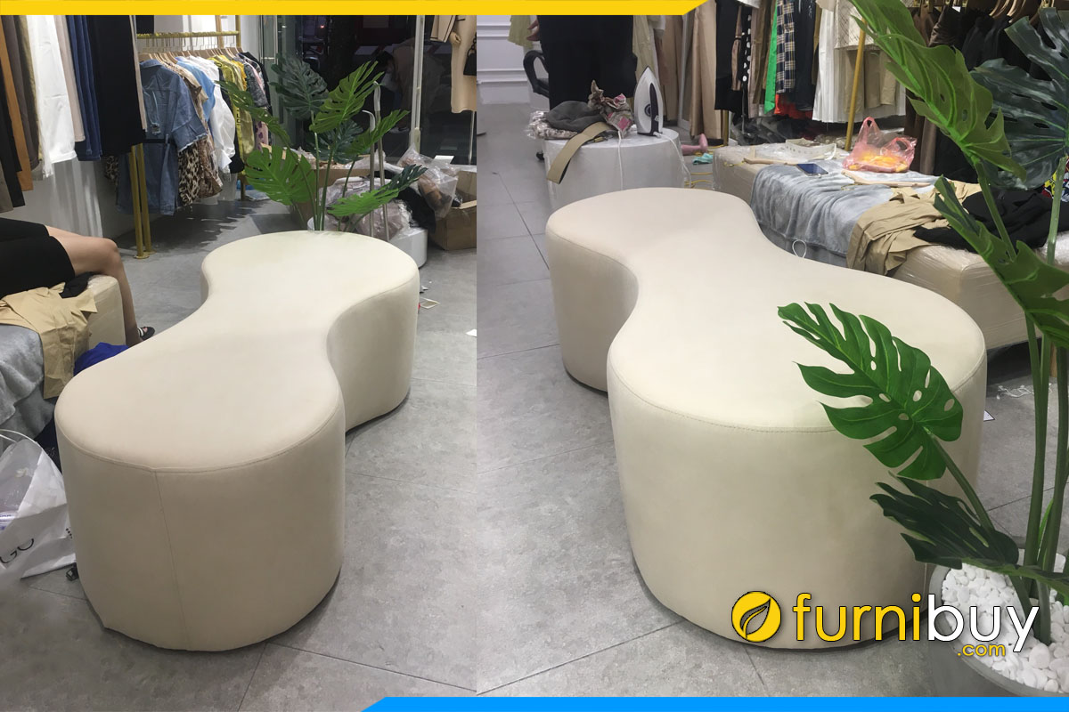 ghe sofa vang ke phong cho o shop quan ao