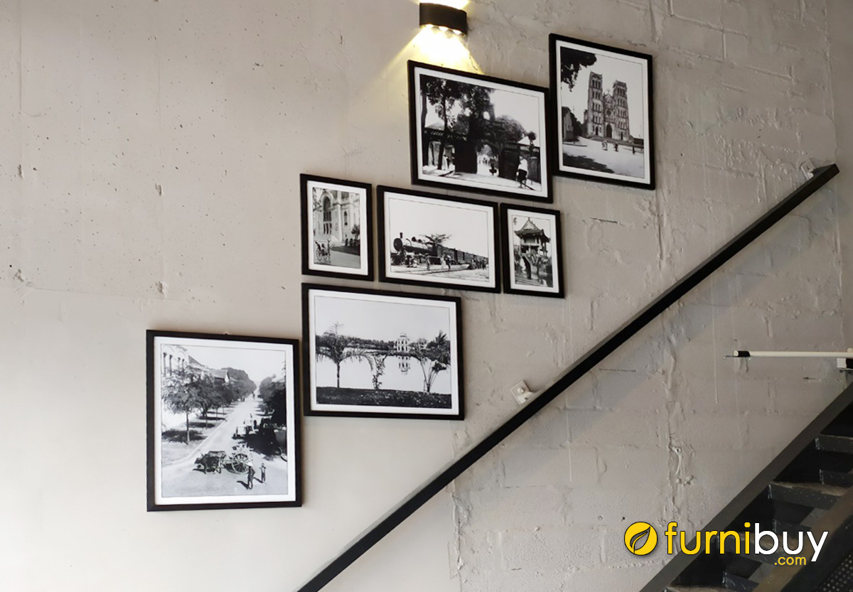 Hình ảnh Tranh treo tường nhà hàng khu vực cầu thang tranh đen trắng chủ đề Hà Nội xưa