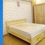 các mẫu giường gỗ sồi nga 1m6 được yêu thích hiện nay