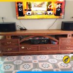 Hình ảnh Mẫu kệ tivi gỗ xoan đào 2m đẹp Hà Nội