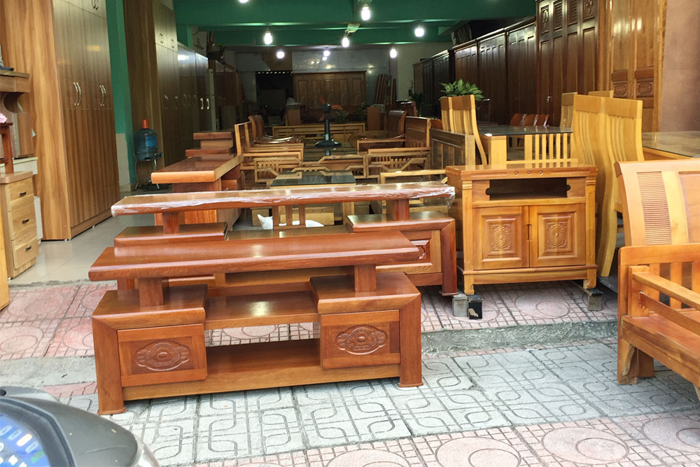 tìm kiếm địa chỉ bán sofa gỗ sồi có xưởng sản xuất
