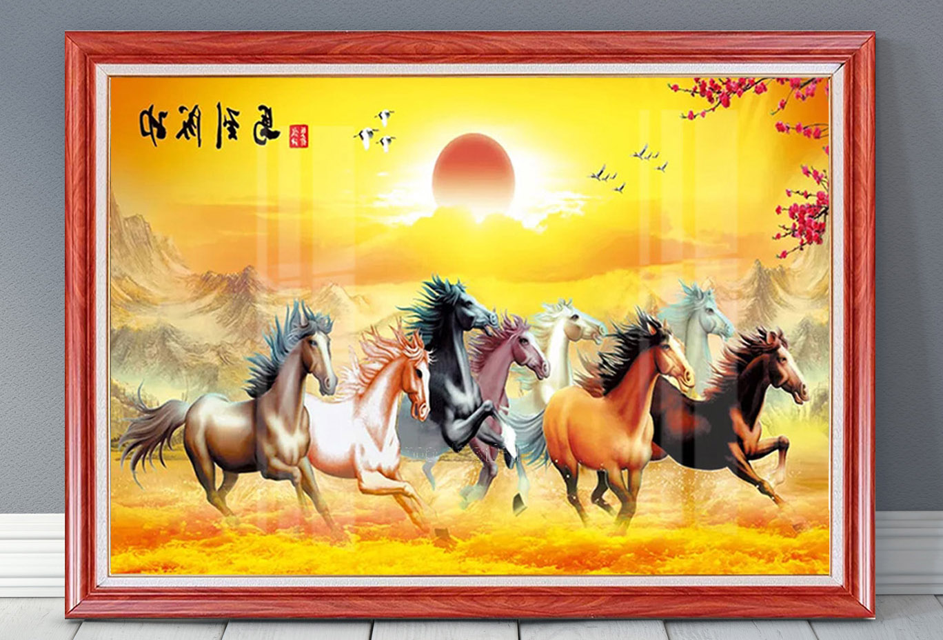 Mẫu tranh bát mã ngựa chạy trên nước vàng và phong cảnh núi non mặt trời